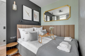 City Center Garden Gates Apartments & Free Parking by Downtown Apartments, Gdansk